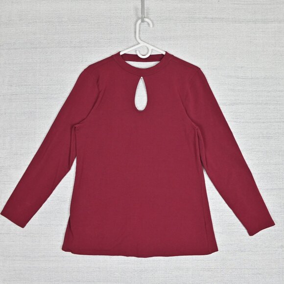 Torrid 90s Retro Foxy Keyhole Open Back Mock Neck Stretch Burgundy Shirt Sz 2 - Picture 7 of 16